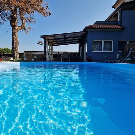 Villa Makale Umag Exterior photo